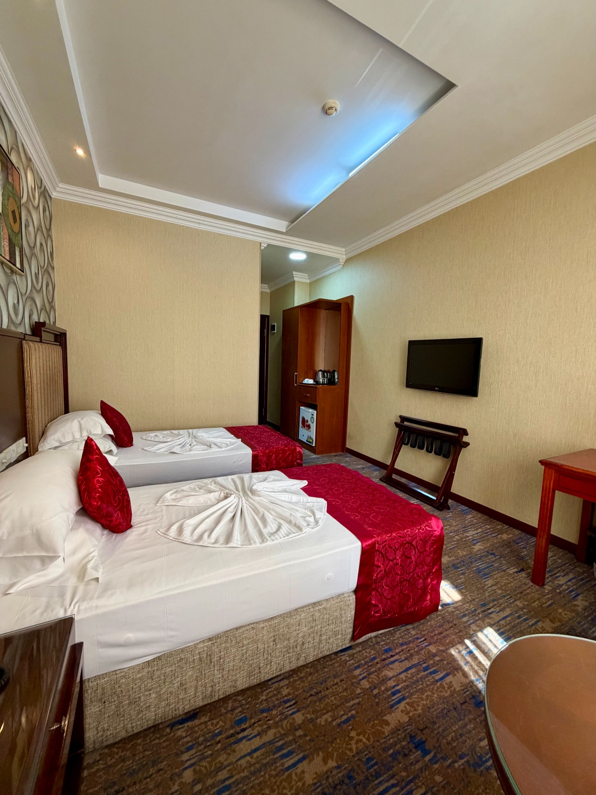 Royal Hotel Standard Twin Room otağı - Bakı şəkil 1